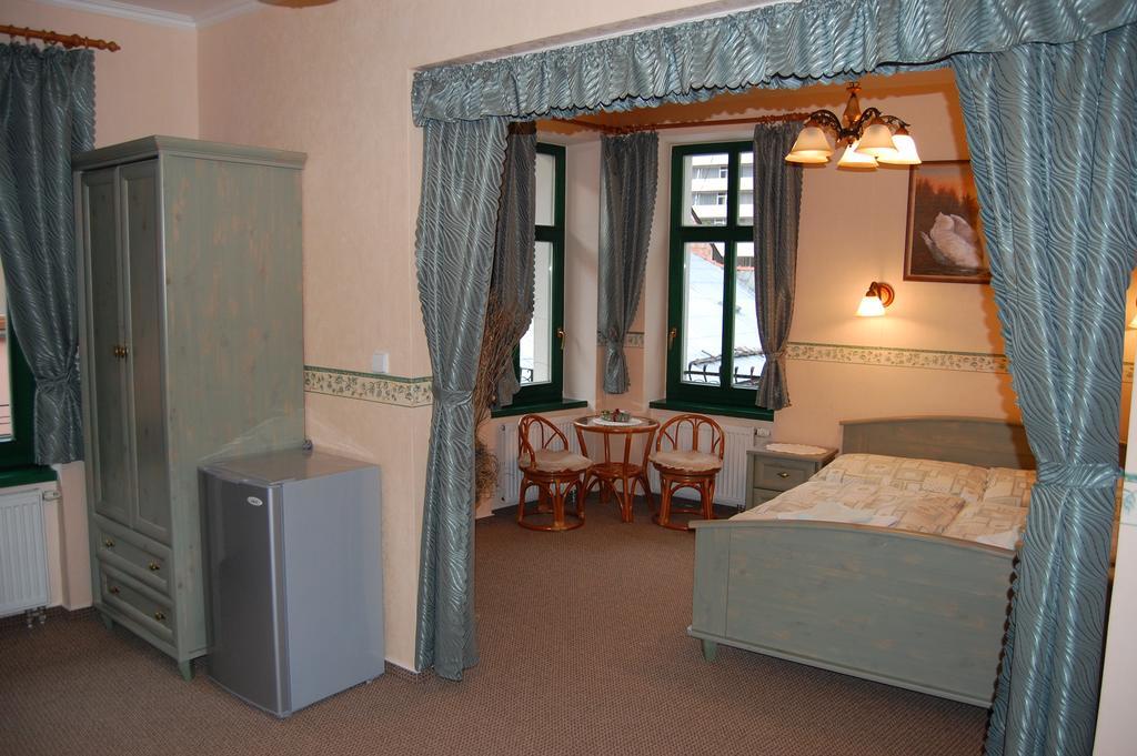 Penzion Zuzi Trencianske Teplice Exterior photo